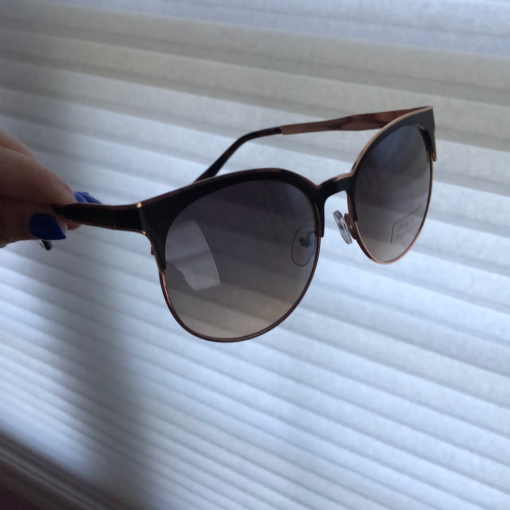 cute brown and gold sunglasses